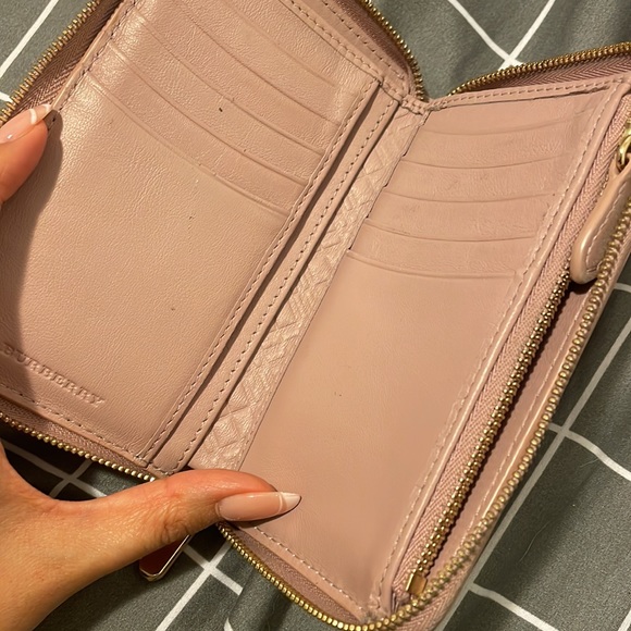 Burberry wallet - Picture 2 of 3